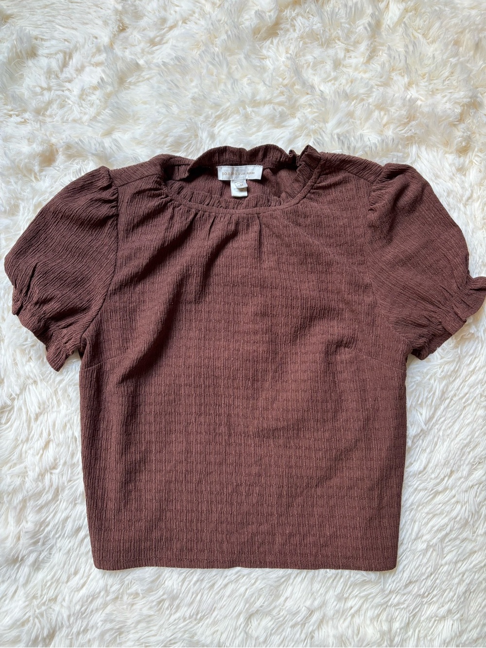 Monteau Los Angeles Textured Puff Sleeve Top Ruffle Neck Womens M
